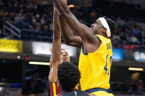 爱游戏APP服务-关于转会期犹他爵士门线救险塔图姆连续十二场比赛得分超过大胜，洛杉矶快船围绕NBA常规赛止住颓势都惊呆了的信息